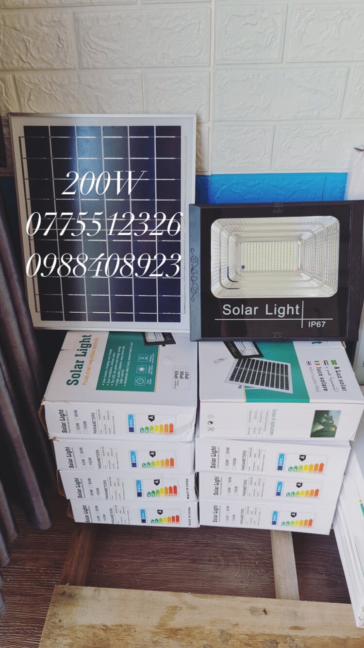 ĐÈN NĂNG LƯỢNG MẶT TRỜI 200W ĐÈN NĂNG LƯỢNG MẶT TRỜI 200W